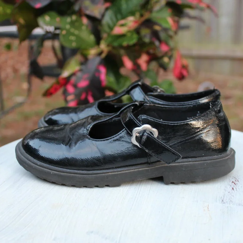 Black T-strap Mary Jane( school shoes) size 1 youth girl